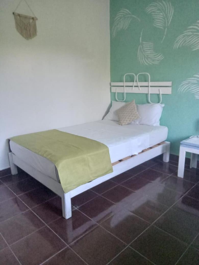 Departamentos Cerca De Ferry Holbox Hotel Buitenkant foto